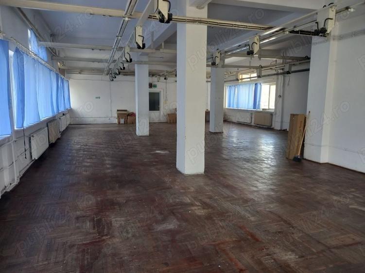 Spațiu comercial, de 1,800 mp, în Târgu Neamț