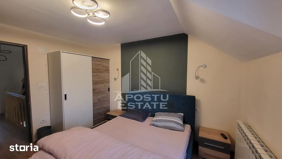 Casă cu 5 camere cu Teren 350 Mp în Dumbrăvița
