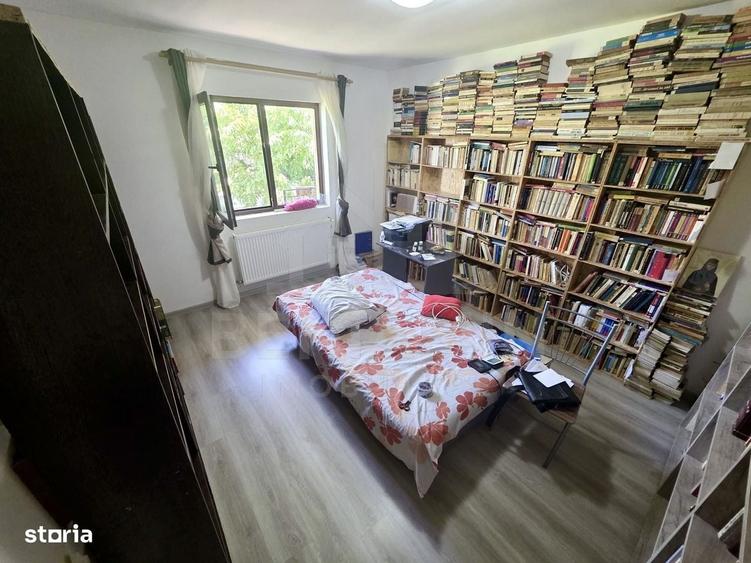 Casă cu 3 camere în Central
