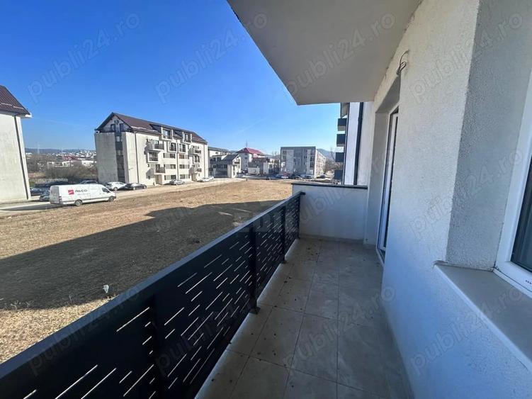 Apartament 3 camere semidecomandat zona Tineretului - 1