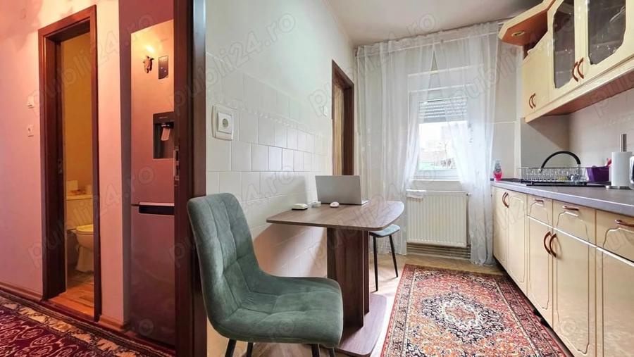 Apartament cu 2 camere decomandat în Central