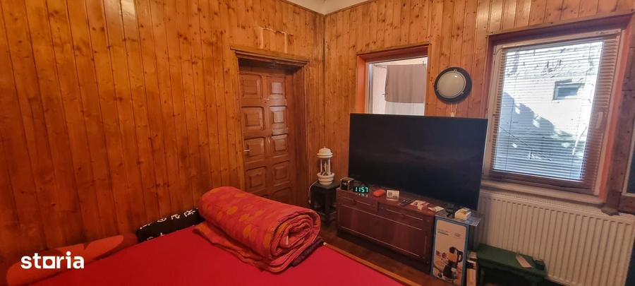 Casă cu 4 camere cu Teren 220 Mp în Ultracentral