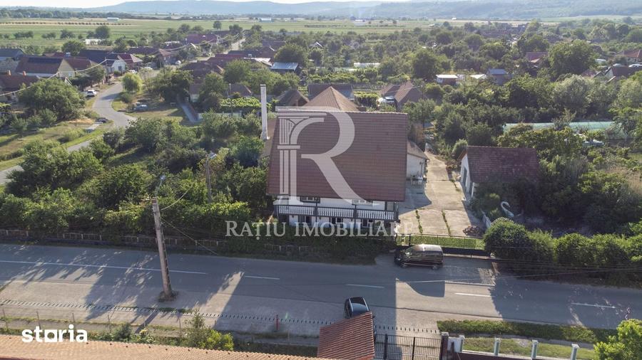 Casă cu Teren 3200 Mp în Sântandrei