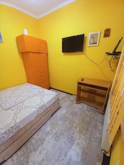 Garsonieră decomandată în Capitol