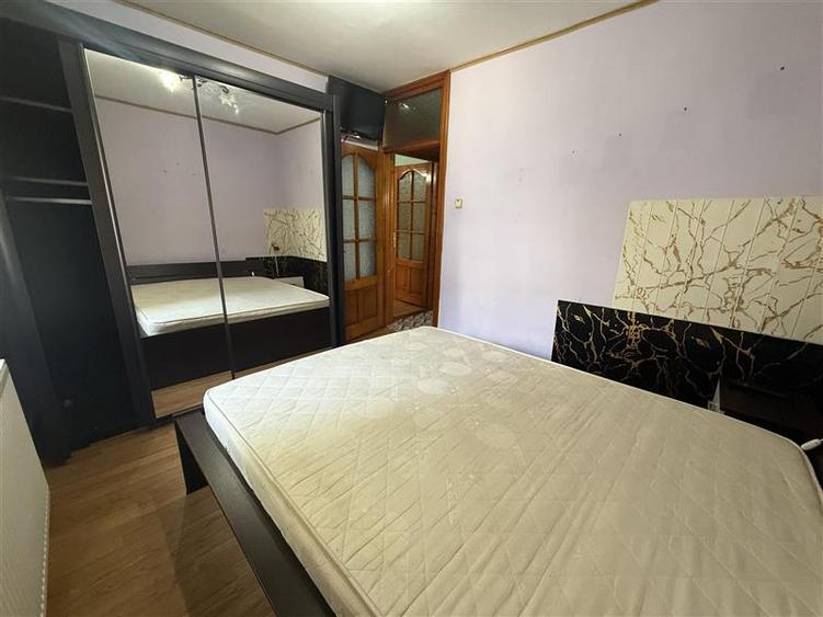 Apartament cu 2 camere semidecomandat în Mioriței