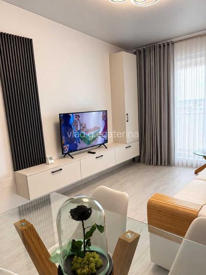 PROPRIETAR | INCHIRIEZ 2 camere LUX | 53 mp | Decomandat | Balcon | Pollux Residence | 0% comision