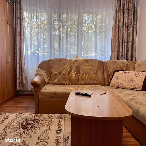 Apartament cu 3 camere nedecomandat în Micro 11