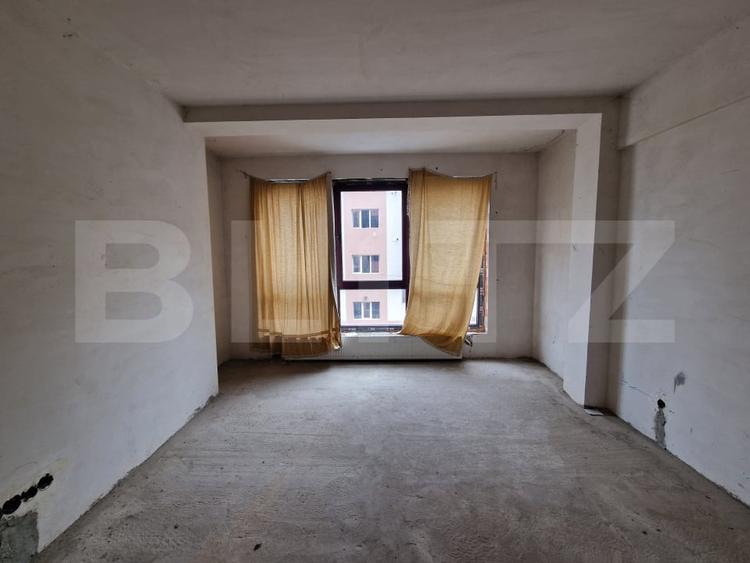 Apartament cu 2 camere semidecomandat în Florești