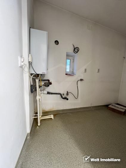 Spațiu comercial, de 230 mp, în Gruia