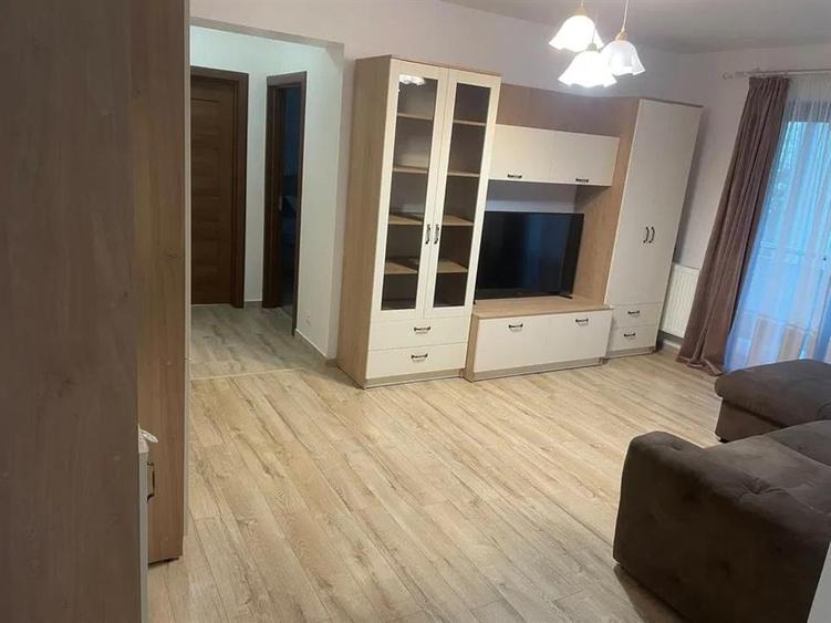 Apartament cu 2 camere semidecomandat în Valea Lupului