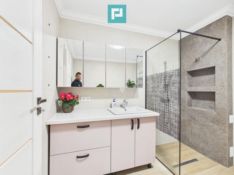 Apartament cu 3 camere decomandat, mobilat în Calea Aradului