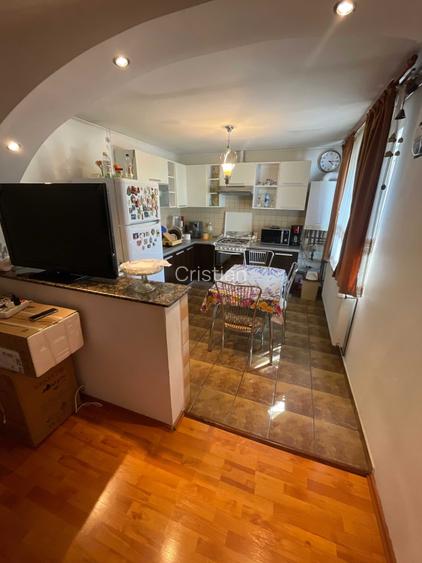 Casa de vanzare,zona Sos Chitilei /Mall Colosseum