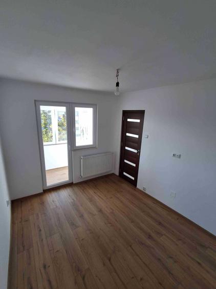 Apartament cu 2 camere semidecomandat în 14 Mai