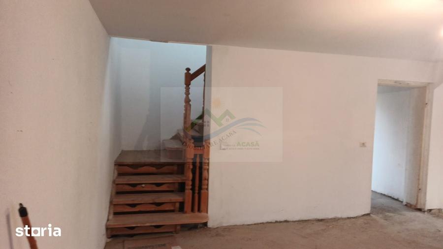 Casă cu 2 camere cu Teren 1250 Mp în Berchișești