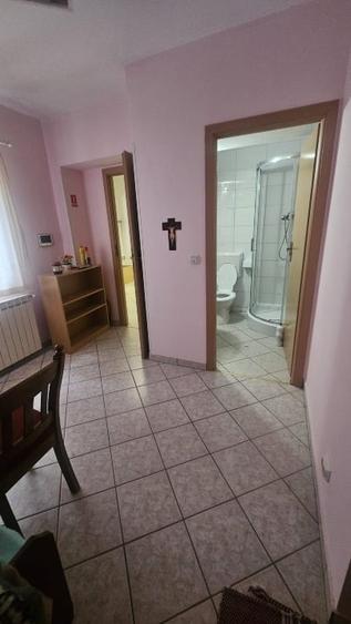 Casă individuală cu 5 camere cu Teren 200 Mp în Turda