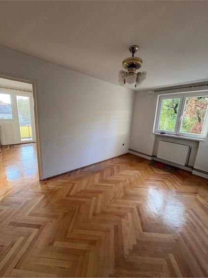 Apartament cu 2 camere nedecomandat în Central