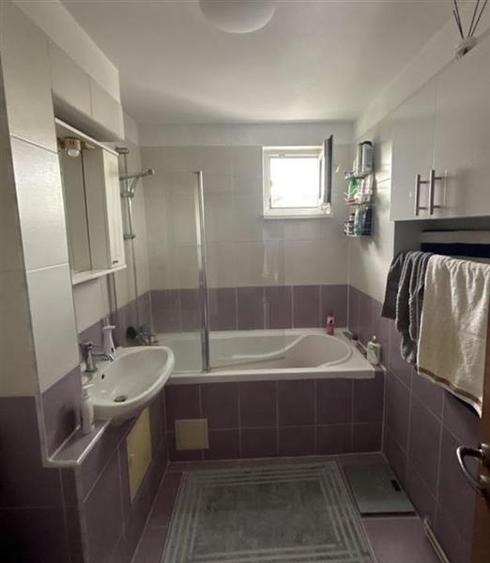 Apartament cu 3 camere decomandat, mobilat în Tudor Vladimirescu