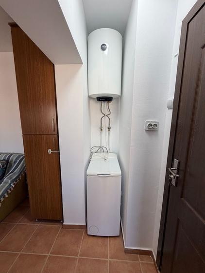 Apartament cu 2 camere semidecomandat, mobilat în Moșilor
