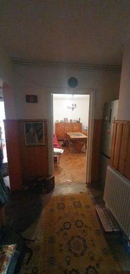 Apartament cu 4 camere decomandat, mobilat în Circumvalațiunii