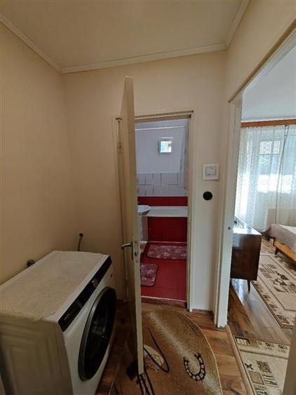 Apartament cu 2 camere semidecomandat, mobilat în Astra