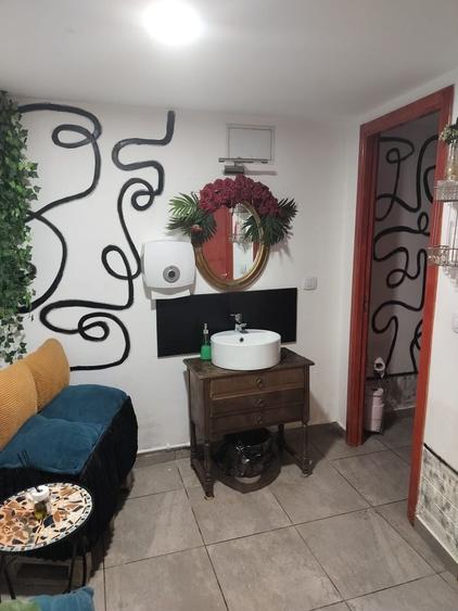 Spațiu comercial, de 207 mp, în Horea