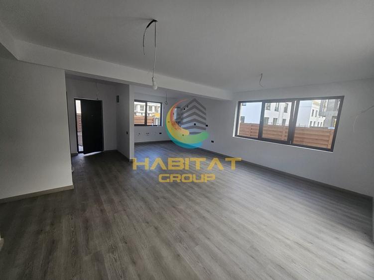 Duplex cu 3 camere cu Canalizare în Central