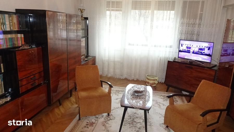 Apartament cu 2 camere în Titu Maiorescu