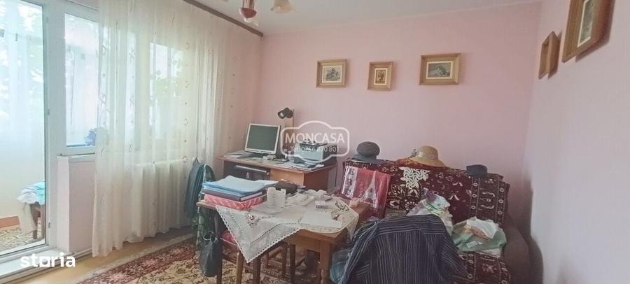 Apartament cu 3 camere decomandat în Central