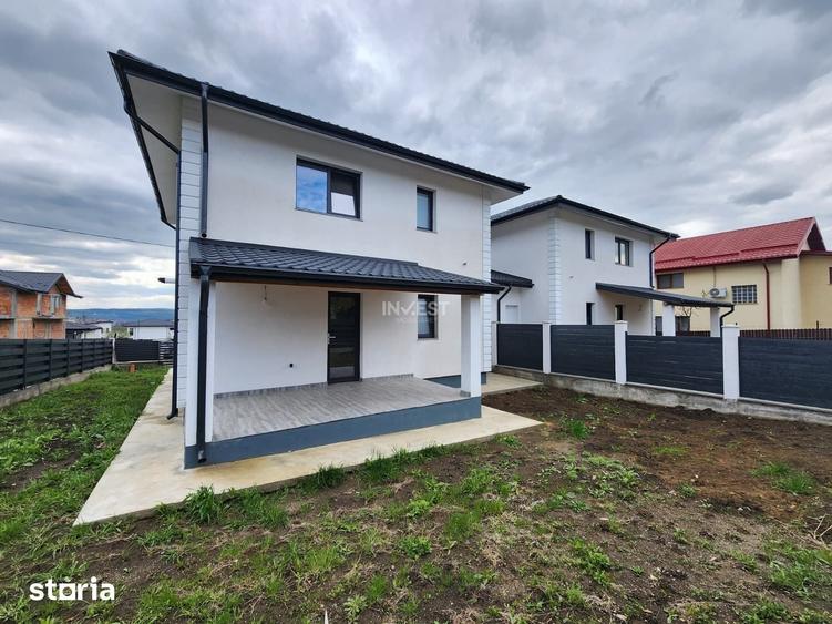 Casă cu 4 camere cu Teren 325 Mp în Valea Adâncă