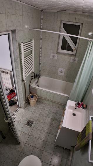 Spațiu comercial, de 100 mp, în Nord
