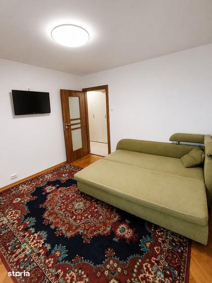 Apartament cu 3 camere decomandat în Titan — fotografia 1
