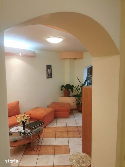 Apartament cu 3 camere decomandat, mobilat în Rahova