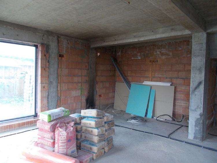 Duplex cu 4 camere cu Teren 242 Mp în Sânandrei