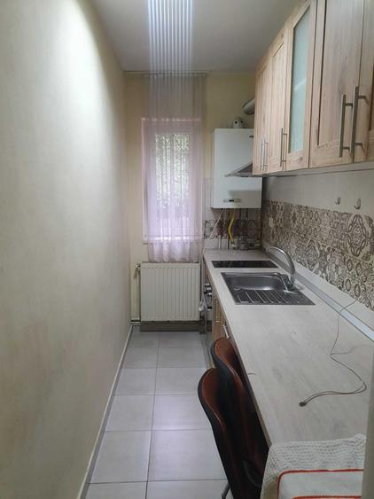 Proprietar inchiriez garsoniera Centrul Civic Brasov - 4