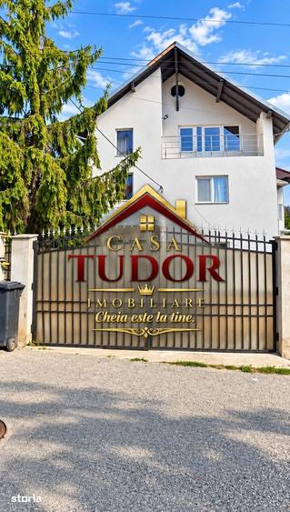 Casă cu 5 camere cu Teren 219 Mp în Moșoaia
