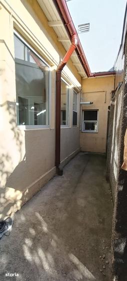 Casă cu 3 camere decomandat cu Teren 155 Mp în Colentina