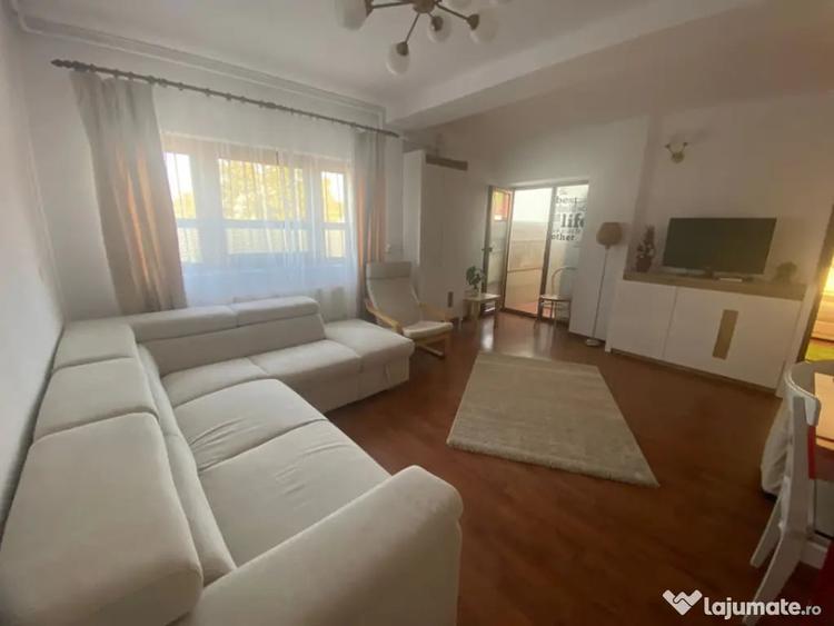 Apartament cu 2 camere decomandat în Ștrand