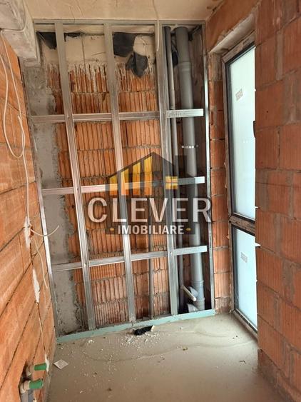 Duplex cu 4 camere cu Canalizare în Splaiul Unirii