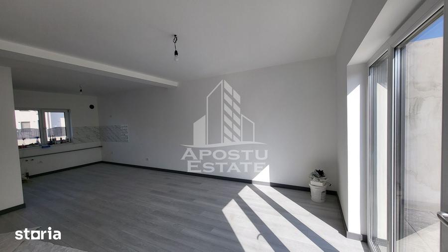 Casă cu 3 camere cu Teren 300 Mp în Tipografilor