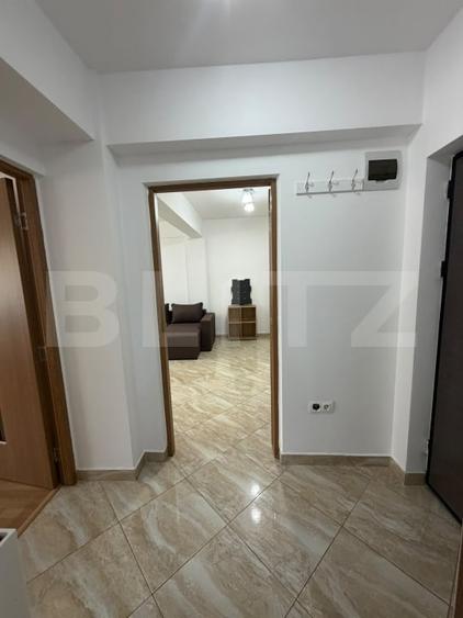 Apartament cu 2 camere semidecomandat, mobilat în Florești