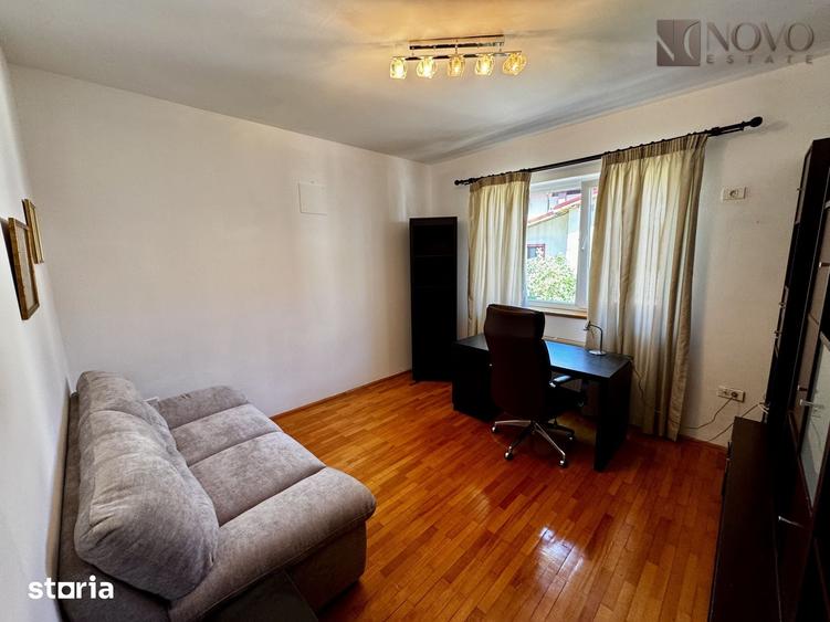 Casă cu 6 camere cu Teren 200 Mp în Herăstrău