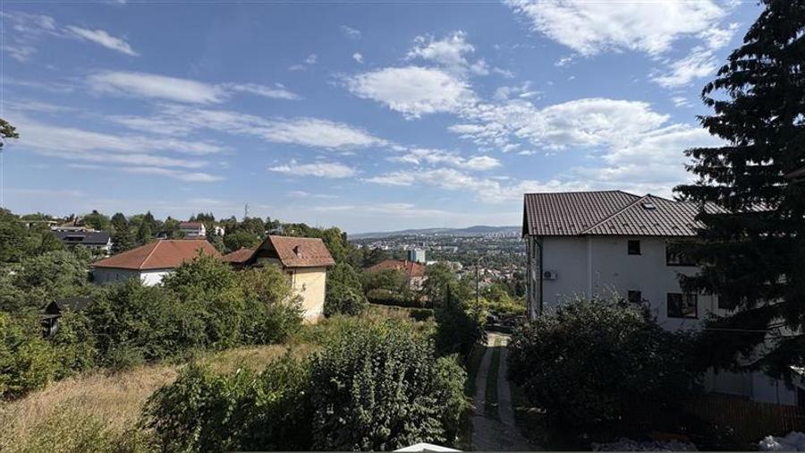 Casă individuală cu 3 camere cu Canalizare în Gruia