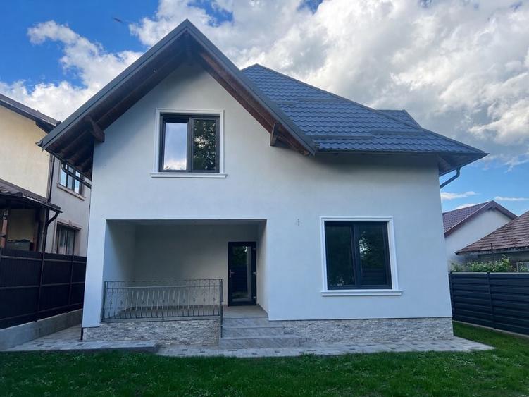 Casă cu 4 camere în Breaza de Jos