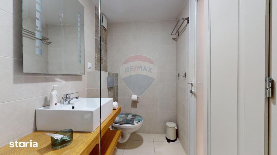 Apartament cu 3 camere decomandat în 15 Noiembrie