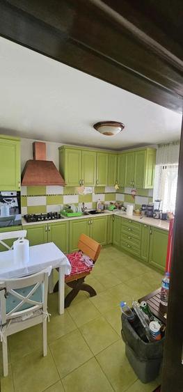 Casă cu Teren 665 Mp în Central
