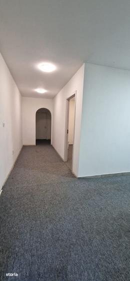 Spațiu comercial, de 32 mp, în Tătărași