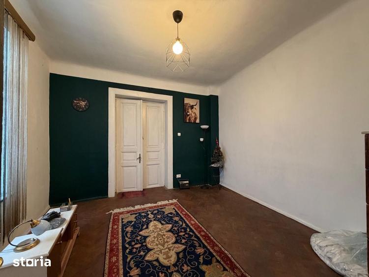 Casă cu 3 camere cu Teren 180 Mp în Vatra Luminoasă