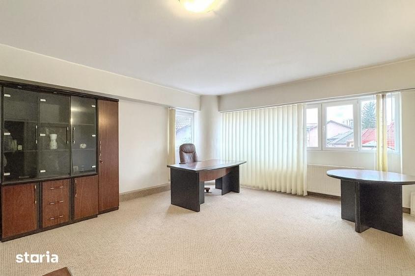 Apartament cu 6 camere în Centrul Civic