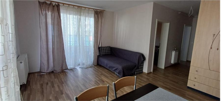 Apartament cu 2 camere decomandat, mobilat în Tractorul