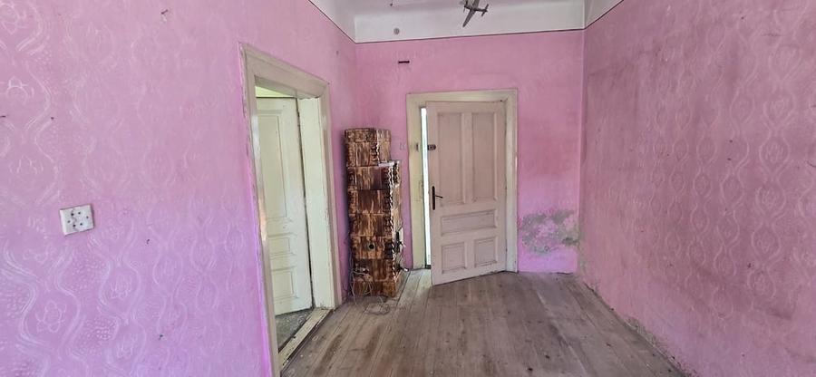 Casă cu 3 camere cu Teren 521 Mp în Semicentral